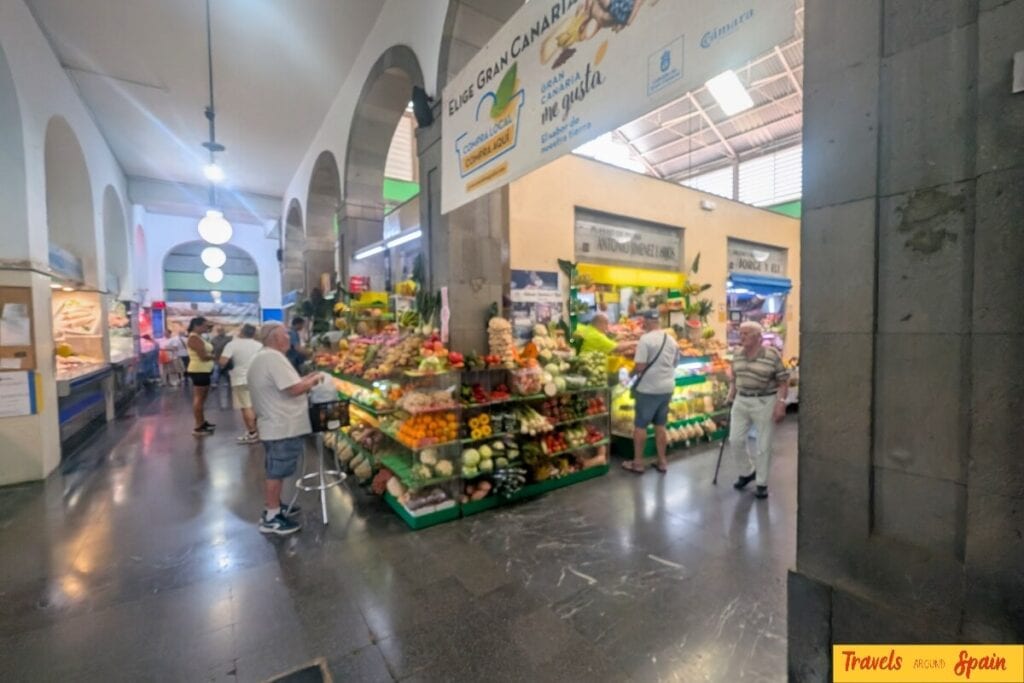Vegueta market interior fresh produce local vendors Las Palmas.