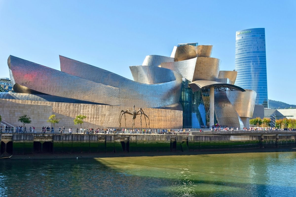Guggenheim Museum Bilbao - iconic titanium architecture