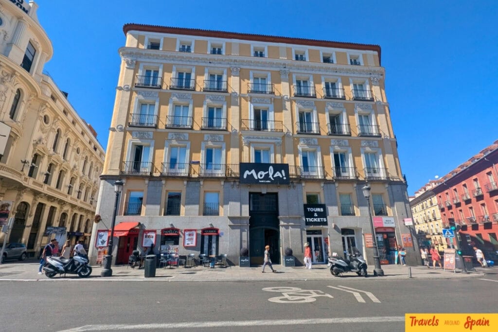 Mola Hostel Madrid budget accommodation near Puerta del Sol
