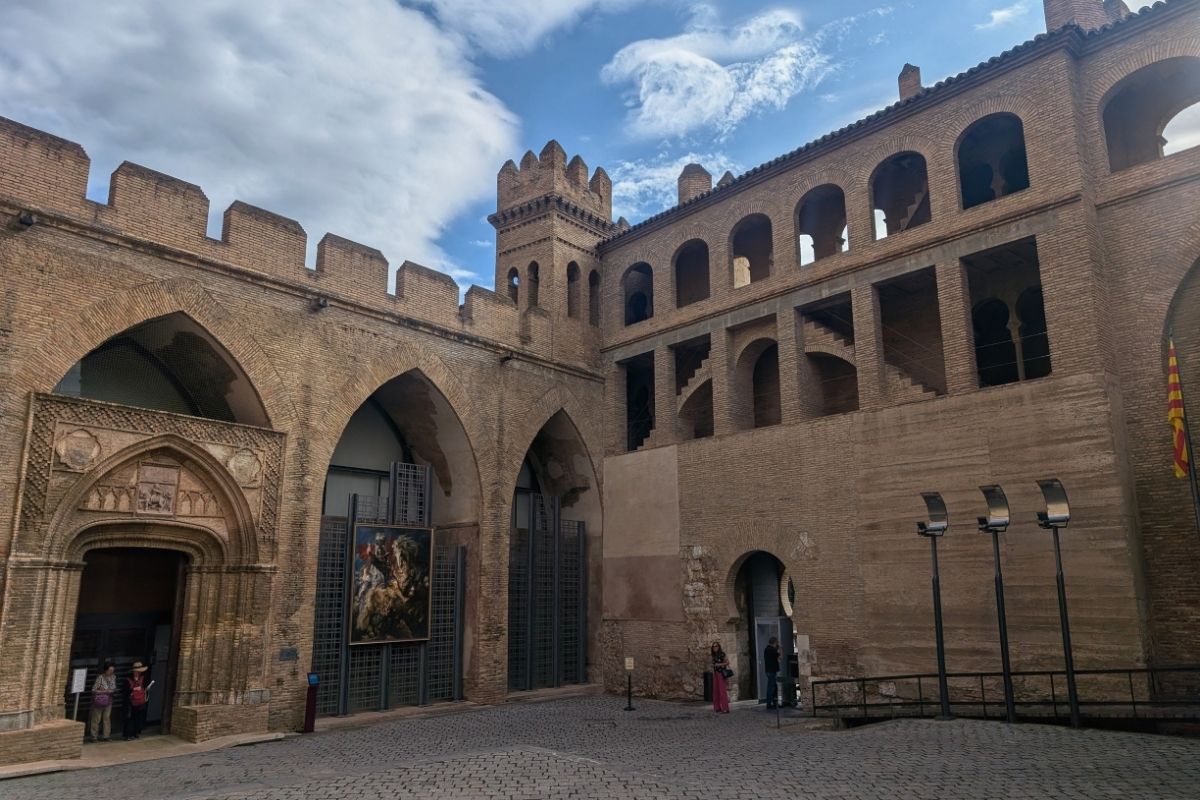 Aljafería Palace - Zaragoza's stunning Moorish palace