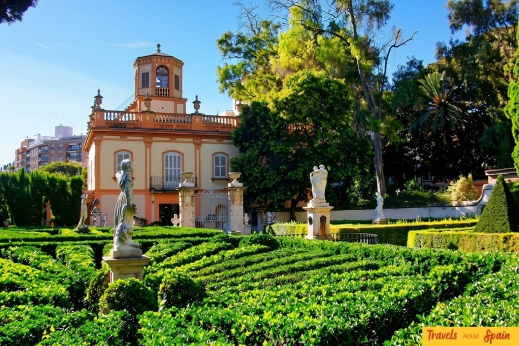 Formal gardens at Jardín de Monforte in Valencia