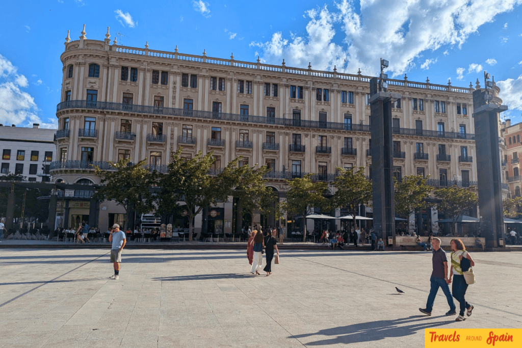 Wide view across Plaza del Pilar in Zaragoza’s historic centre